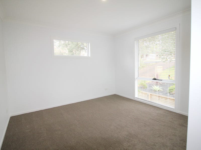 Stylishly presented light- filled home 15