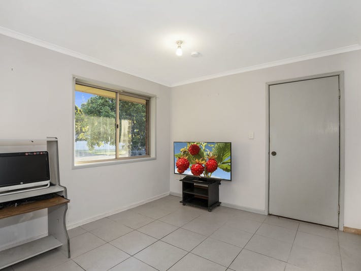 3 Bedroom PLUS Fully self-contained 17