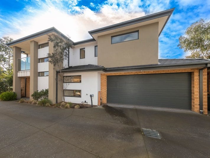 Modern 3 bed townhouse 2