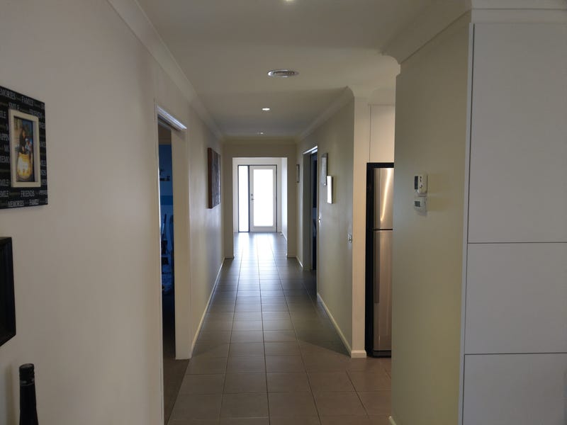 Perfect Entertainers Family Home 12