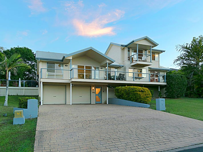 Beautiful 5 Bedroom Family Home with Inground Pool, Entertaining Areas and Stunning Sea Views