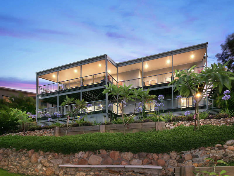 102 GIBSON CRESCENT UNDER CONTRACT