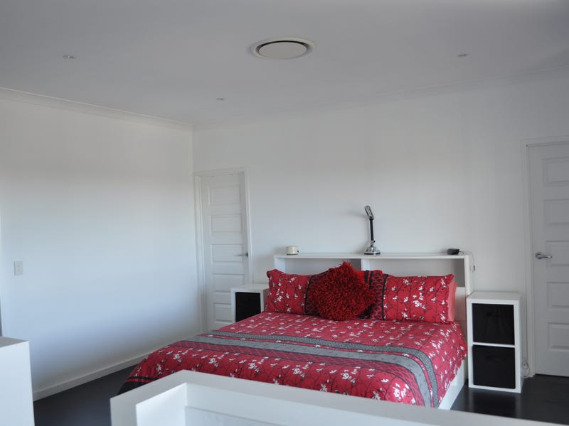 102 GIBSON CRESCENT UNDER CONTRACT 10