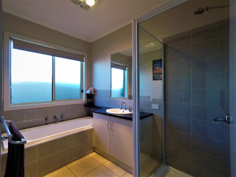 Location and lifestyle 10
