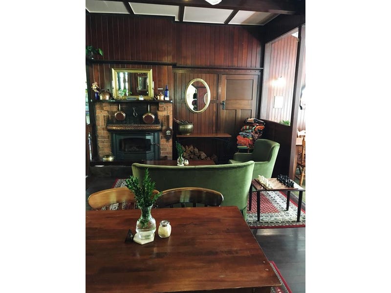 Cafe & Bed n Breakfast 8