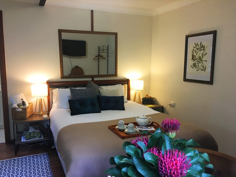 Cafe & Bed n Breakfast 18