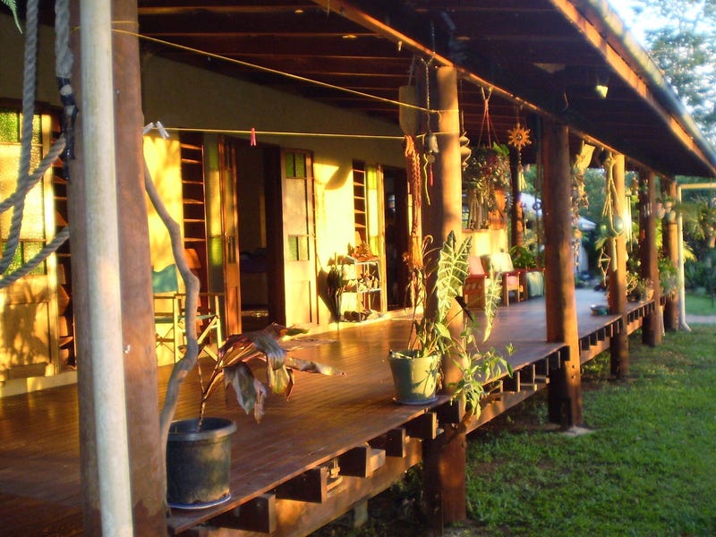 Secluded hideaway in the rainforest 5