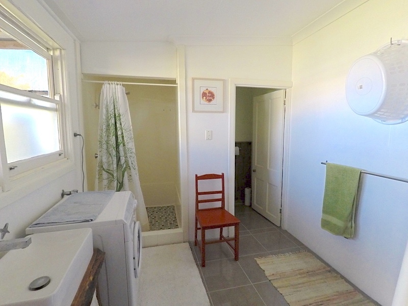 Beautiful Bega Home 10