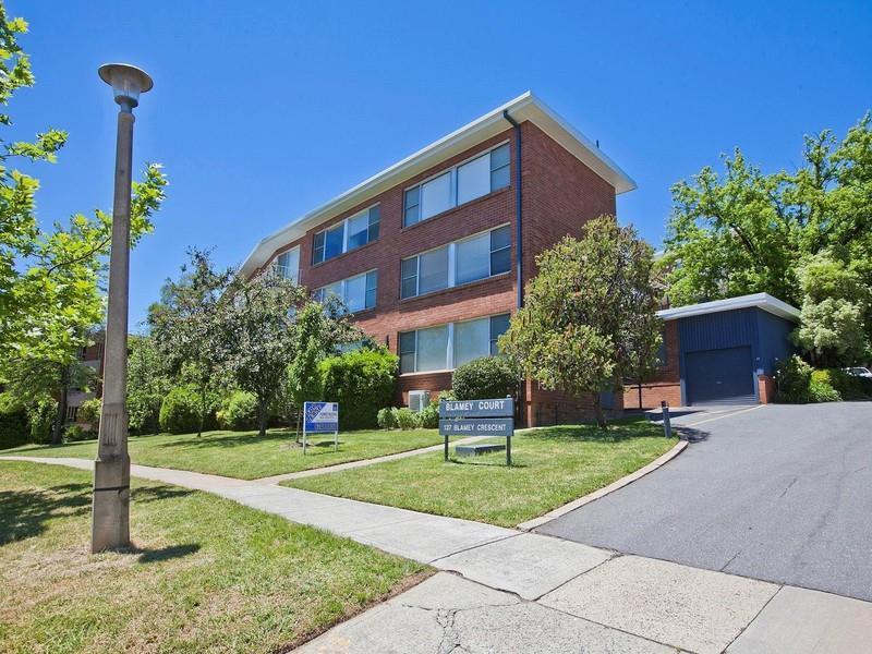 Beautiful apartment, views and location 11