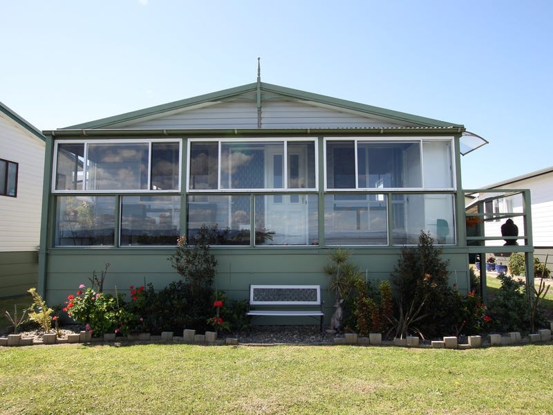Absolute Waterfront!