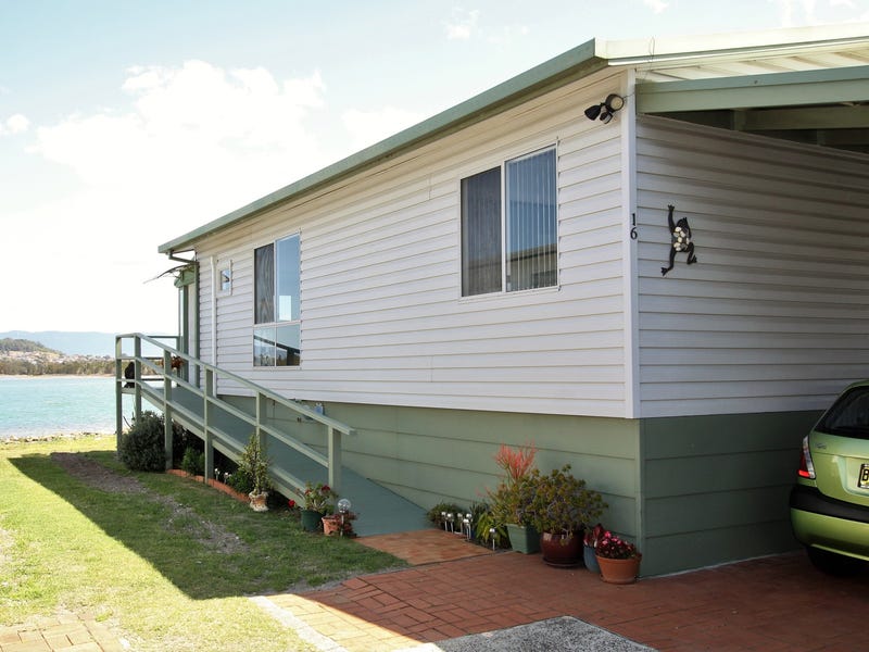 Absolute Waterfront! 6