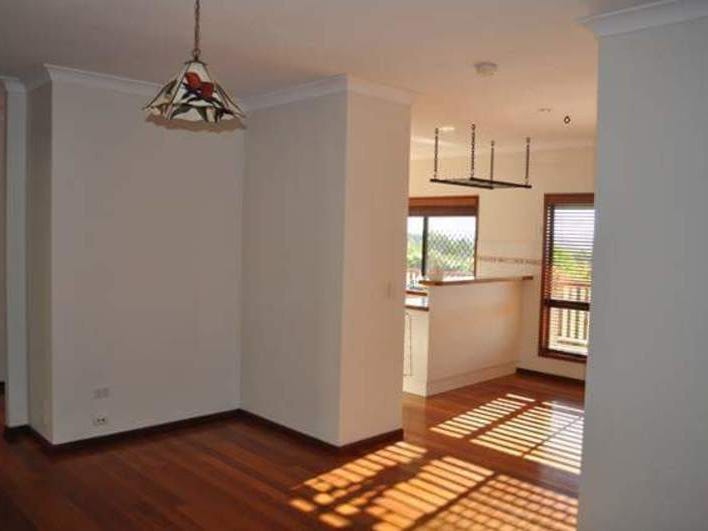 Charming one-owner queenslander with stunning 12
