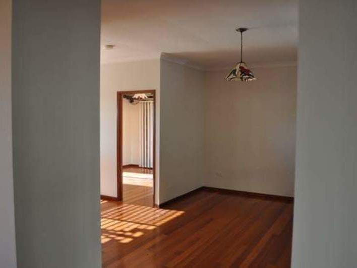 Charming one-owner queenslander with stunning 16