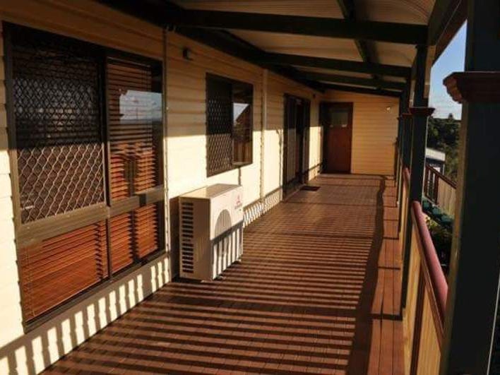 Charming one-owner queenslander with stunning 19
