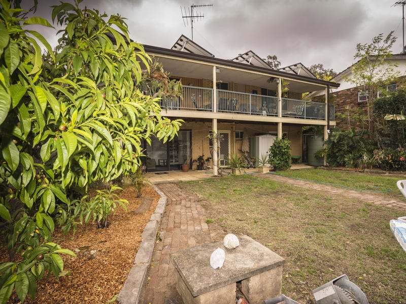 WATERFRONT WORONORA    18