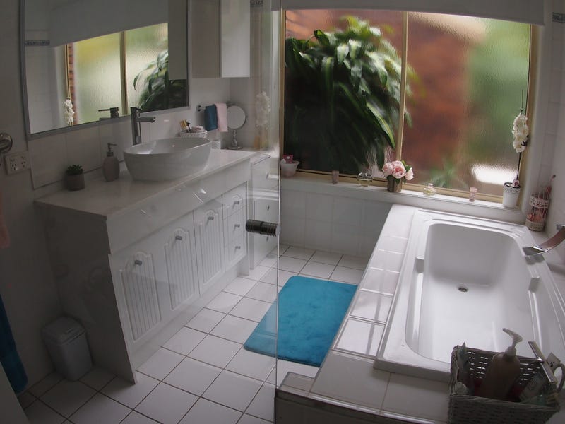 New Price!!!  Beautiful Home, 16