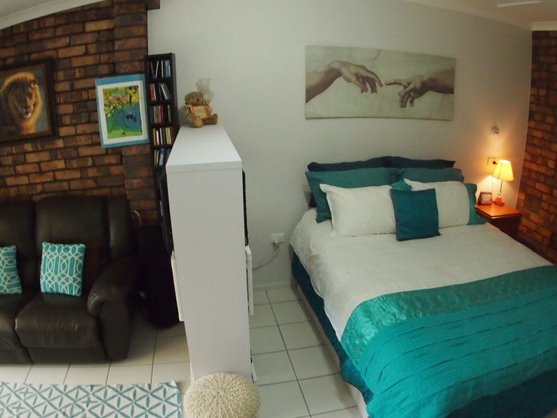 New Price!!!  Beautiful Home, 19
