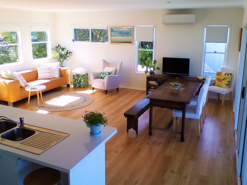 Absolute Beach Frontage – Marcus 9