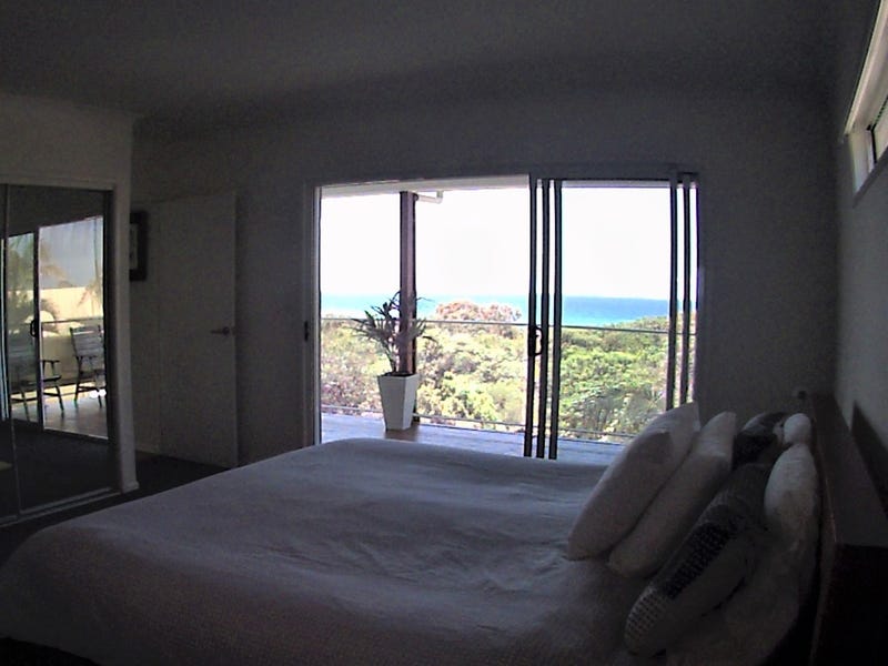 Absolute Beach Frontage – Marcus 11