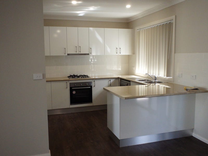 Recently built modern unit offers 11