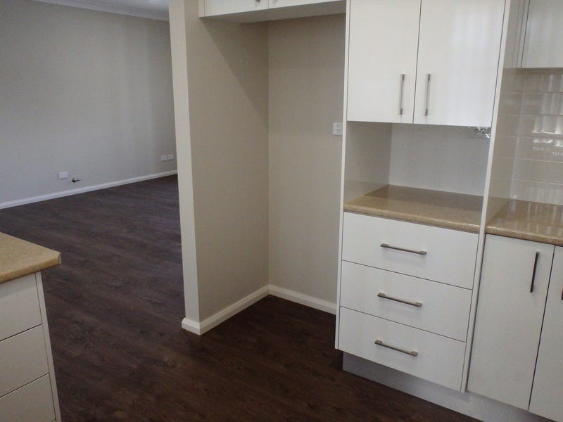 Recently built modern unit offers 12