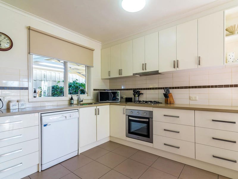 Immaculate Family Home 4