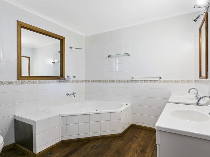 FANTASTIC INVESTMENT PROPERTY 9