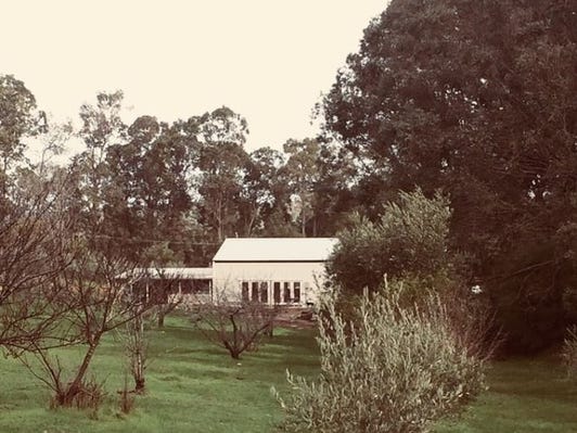 Escape to the Country- Lifestyle Opportunity