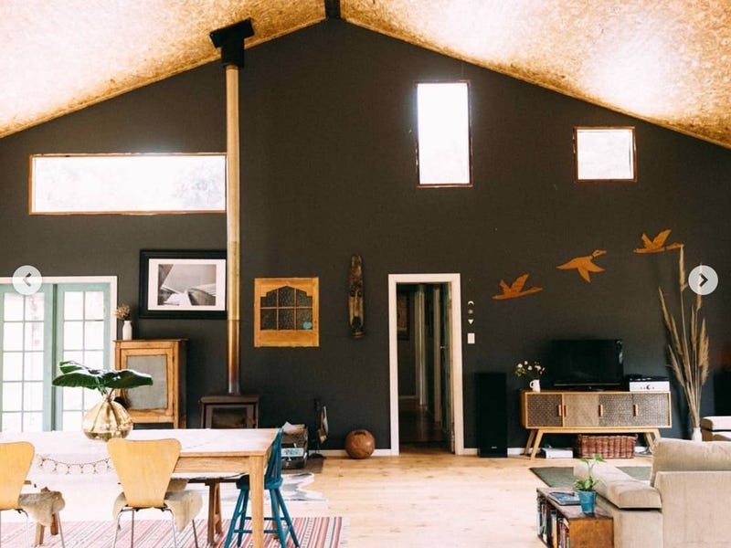 Escape to the Country- Lifestyle 4