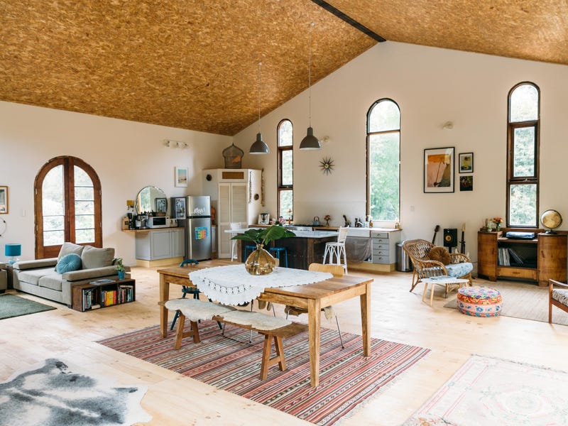 Escape to the Country- Lifestyle 12