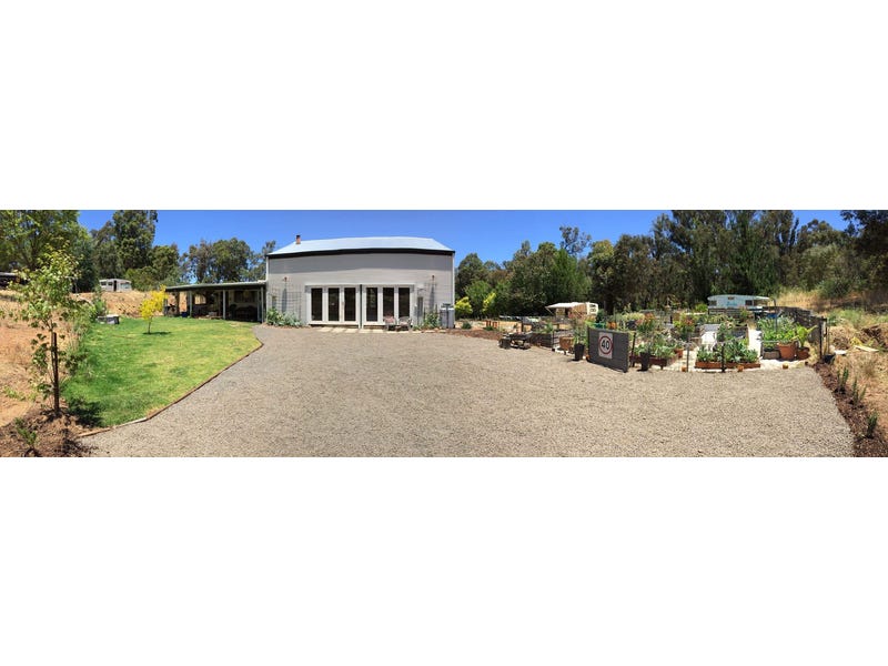 Escape to the Country- Lifestyle 23