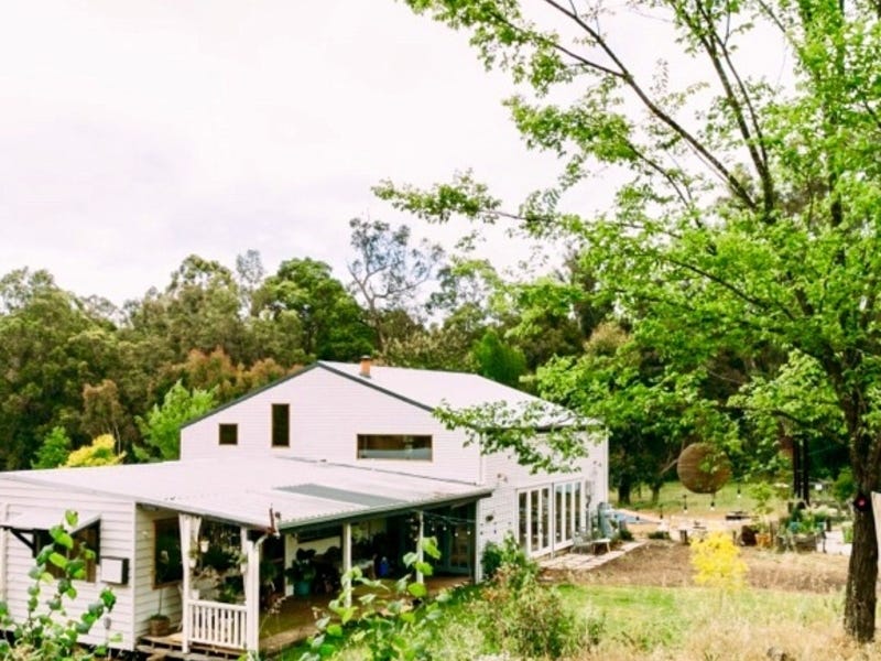 Escape to the Country- Lifestyle 26