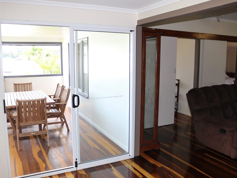 Large family home with beautiful 24