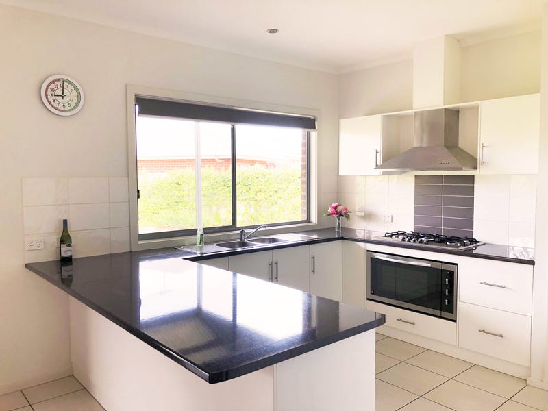 Modern, Convenient, Family Home 3
