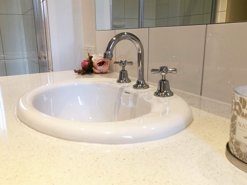 Modern, Convenient, Family Home 7