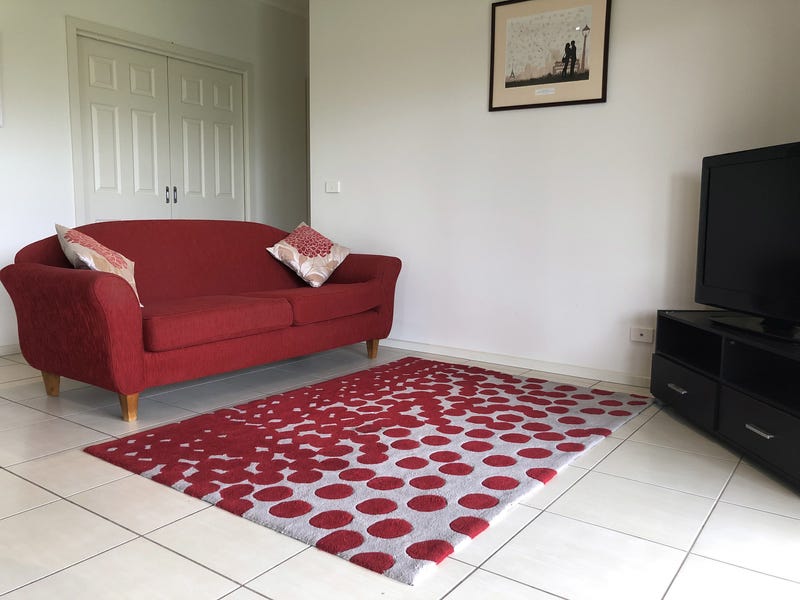 Modern, Convenient, Family Home 8