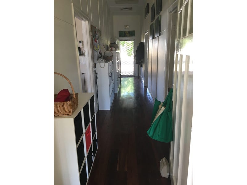 Large Renovated Family Home 10