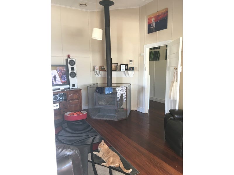 Large Renovated Family Home 20