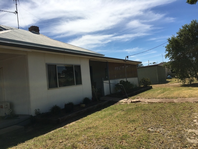 Large Renovated Family Home 28