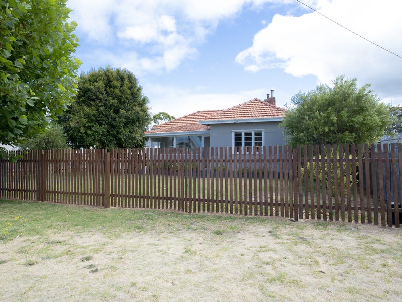 Freshly renovated gem close to 5