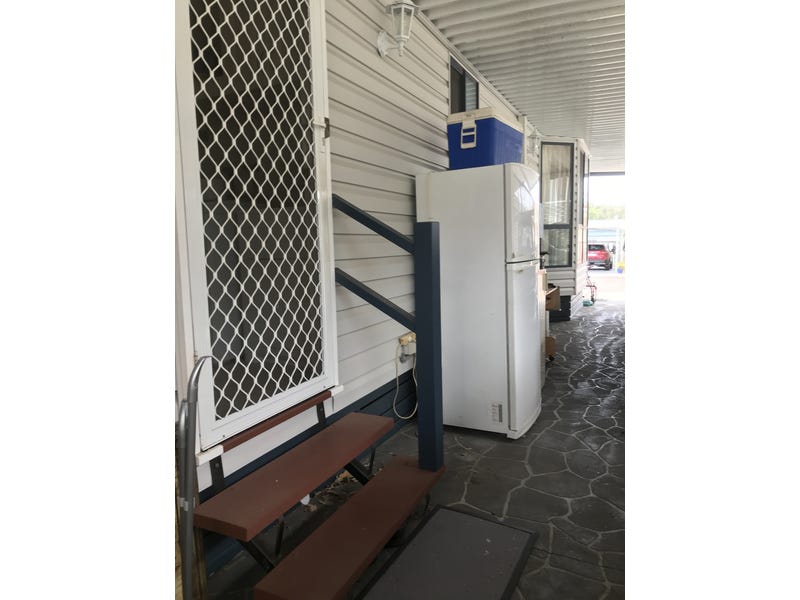 3-bedroom house just a short 16