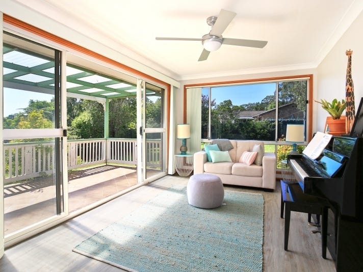 Small, beautiful  family home 10