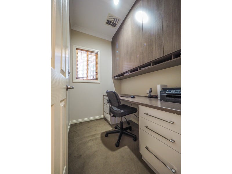 Family Entertainer in perfect location 19