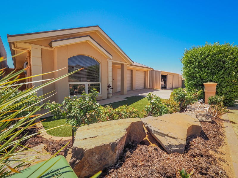 Family Entertainer in perfect location 27