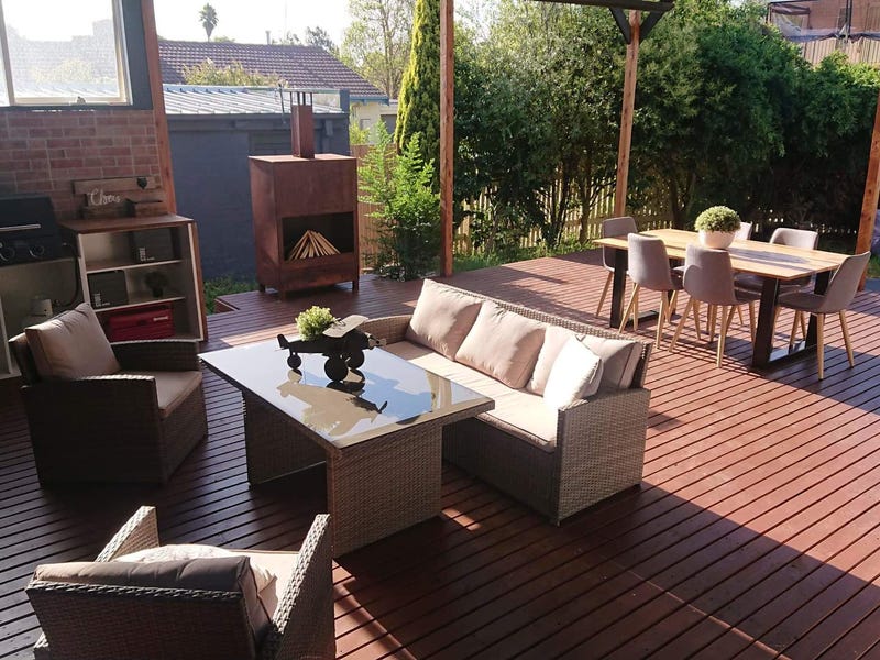 The Home For All Occasions – An Entertainer’s Dream!