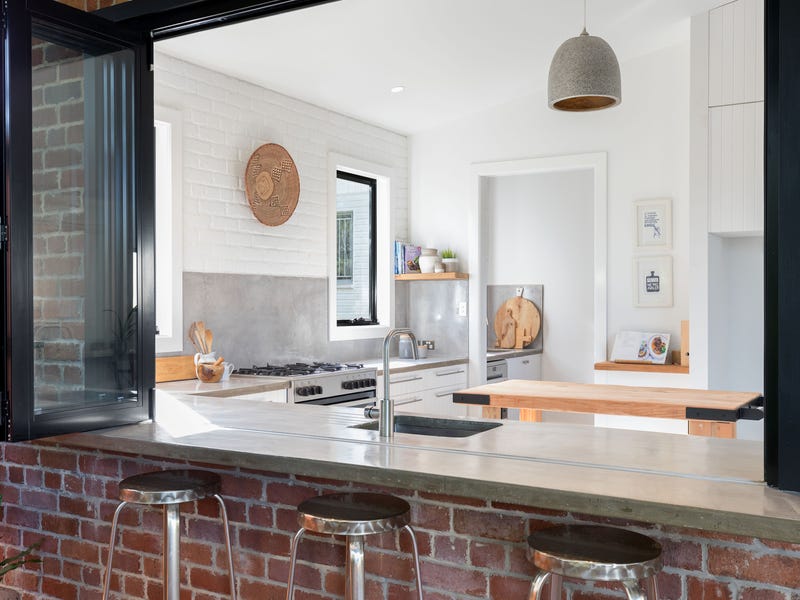 Beautifully renovated with an array 10