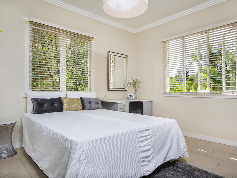 Renovated home close to the 5