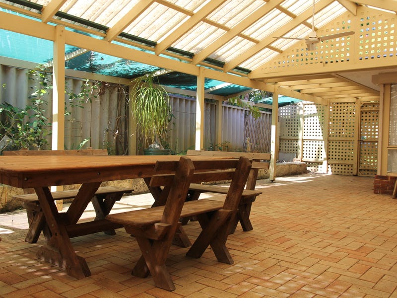 23 James Street, Mariginiup 12