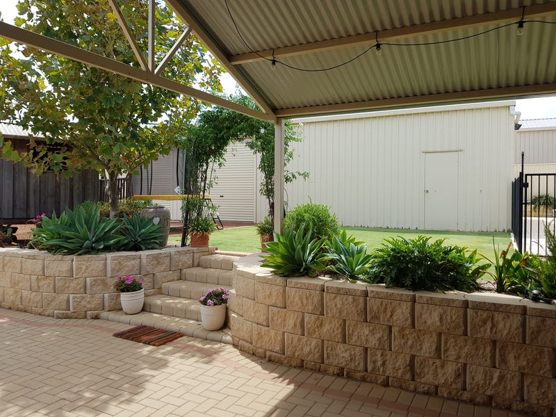 UNDER OFFER 10
