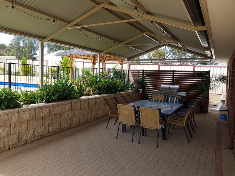 UNDER OFFER 11